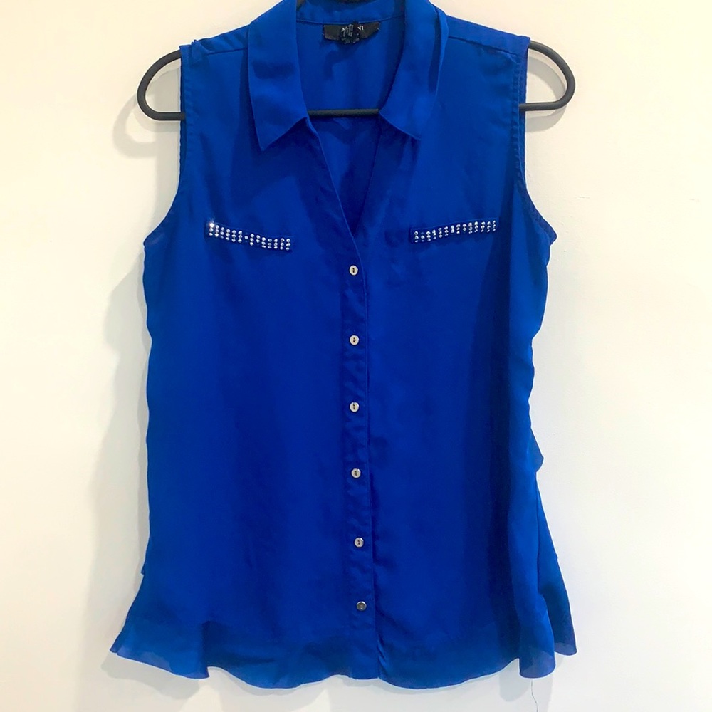 Blue blouse